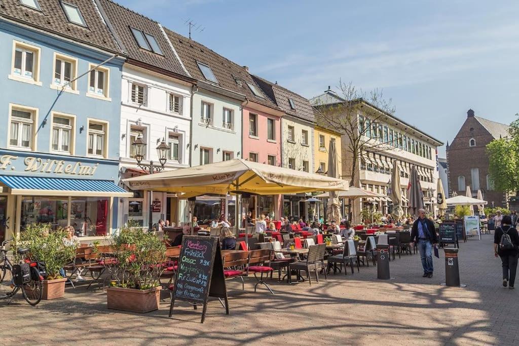 3 Og Direkt An Der Laga 2026 - Gemuetliche Stadtwohnung Am Neusser Markt! מראה חיצוני תמונה